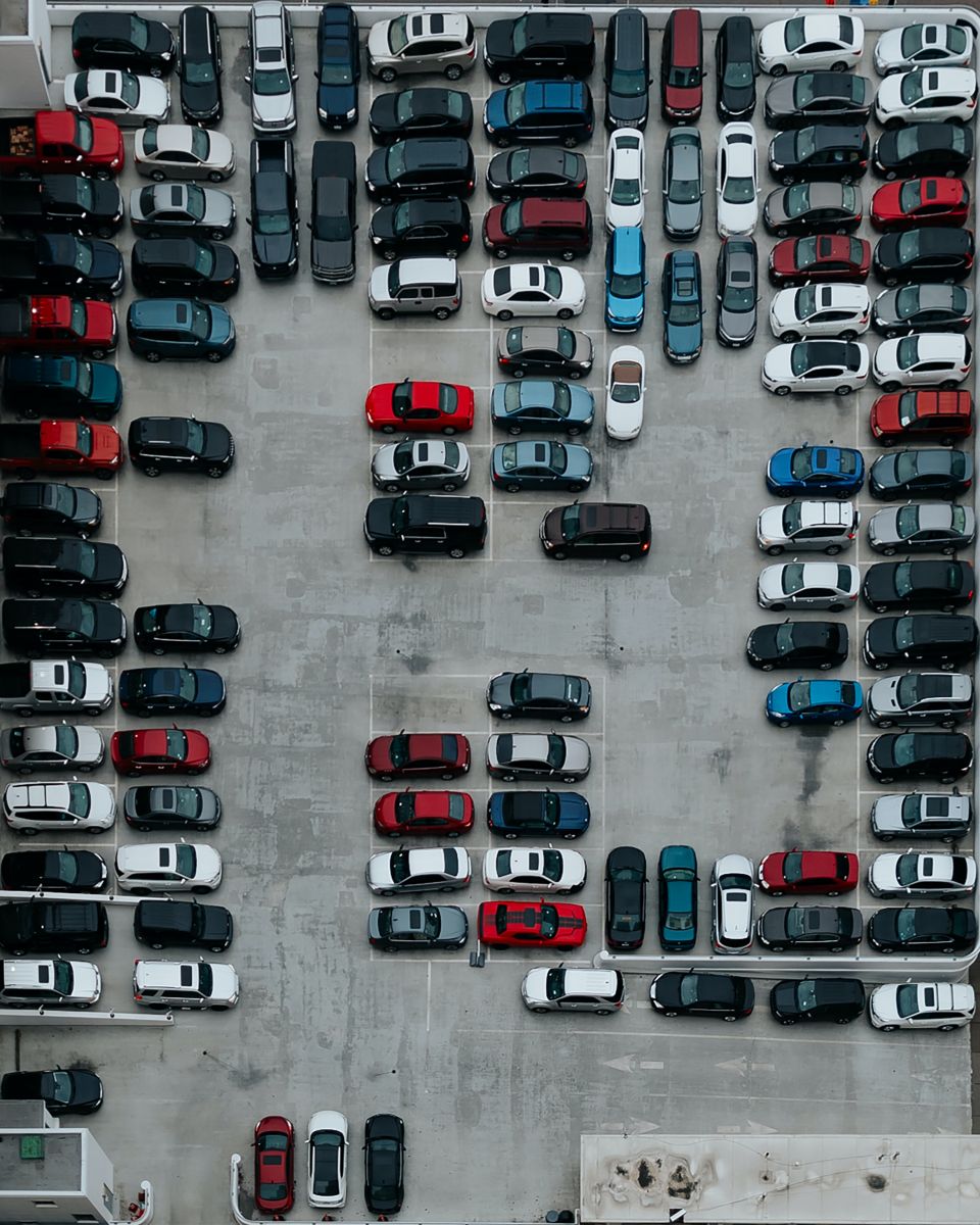 Don’t let this sight phase you any longer. Finding garage to let will help reduce the anxiety of going home after a long work day. 