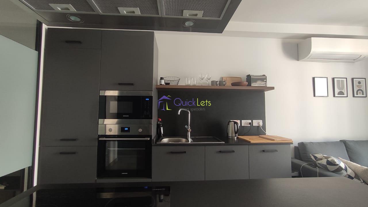 Penthouses in Gzira - REF 69077 - Image 1