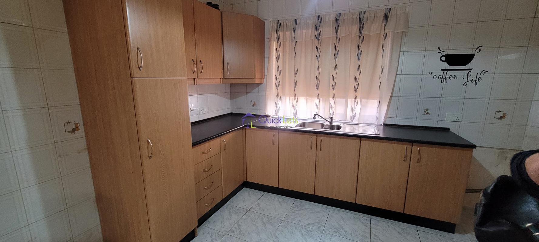 Apartments in Naxxar - REF 77525 - Image 1