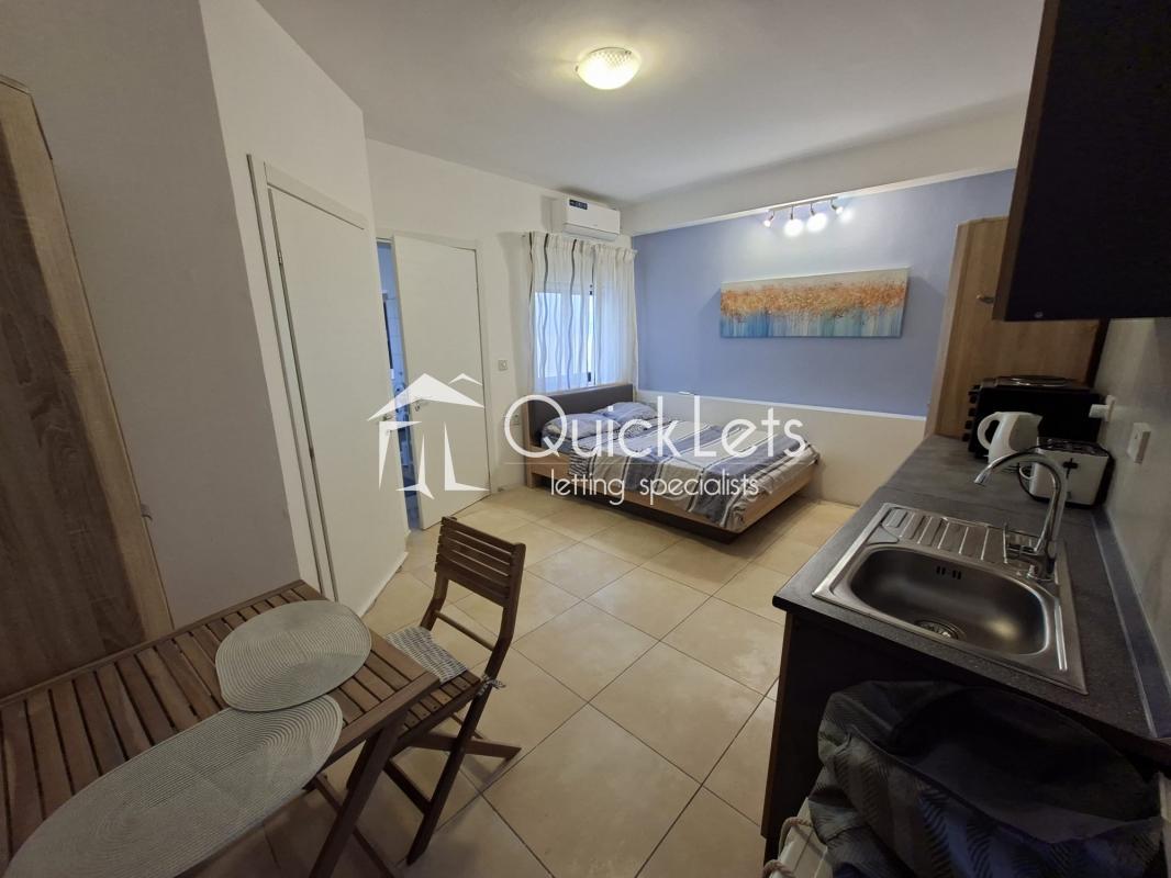 Studio Penthouse in St. Julians - REF 86808 - Image 1