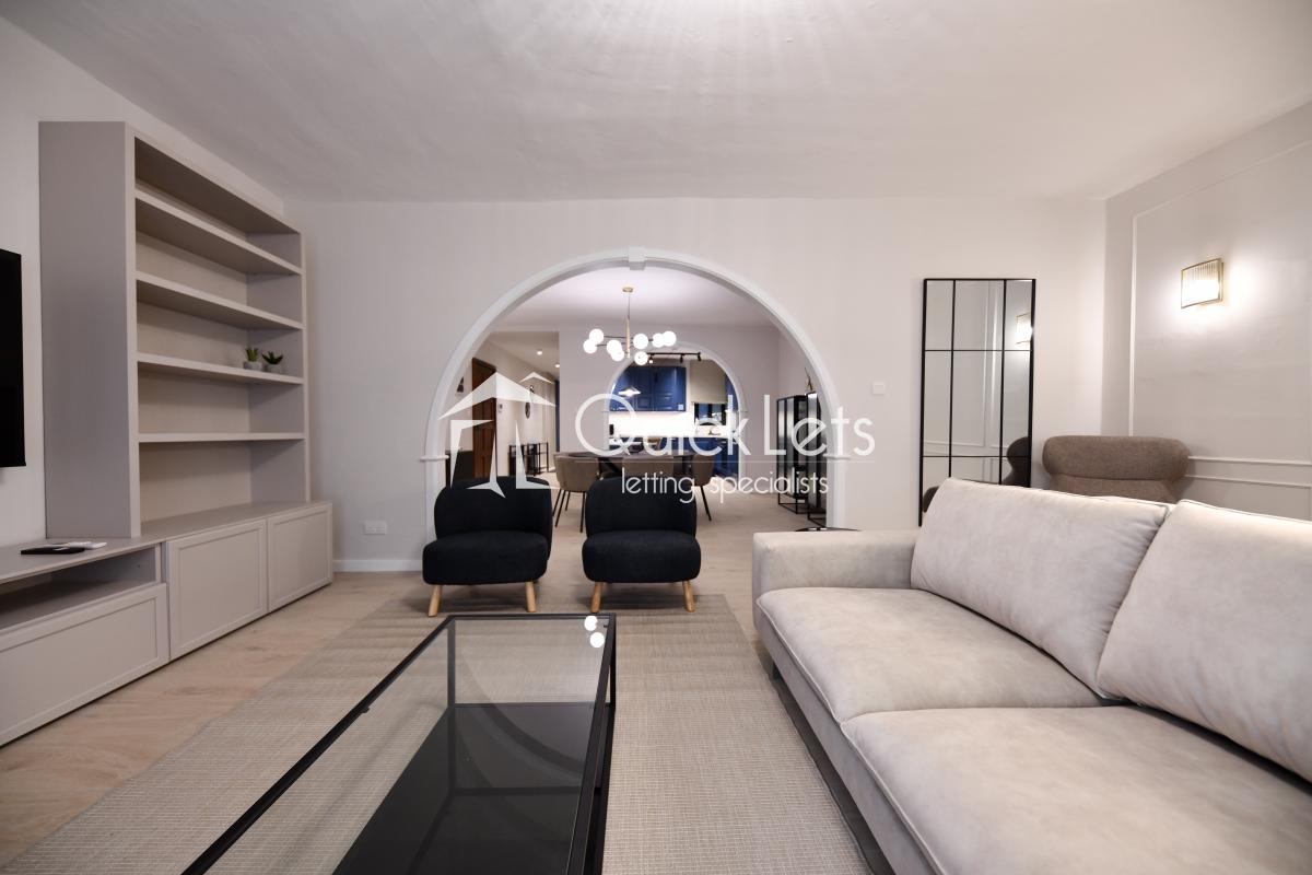 Apartment in San Ġiljan from Quicklets.com – €2,500