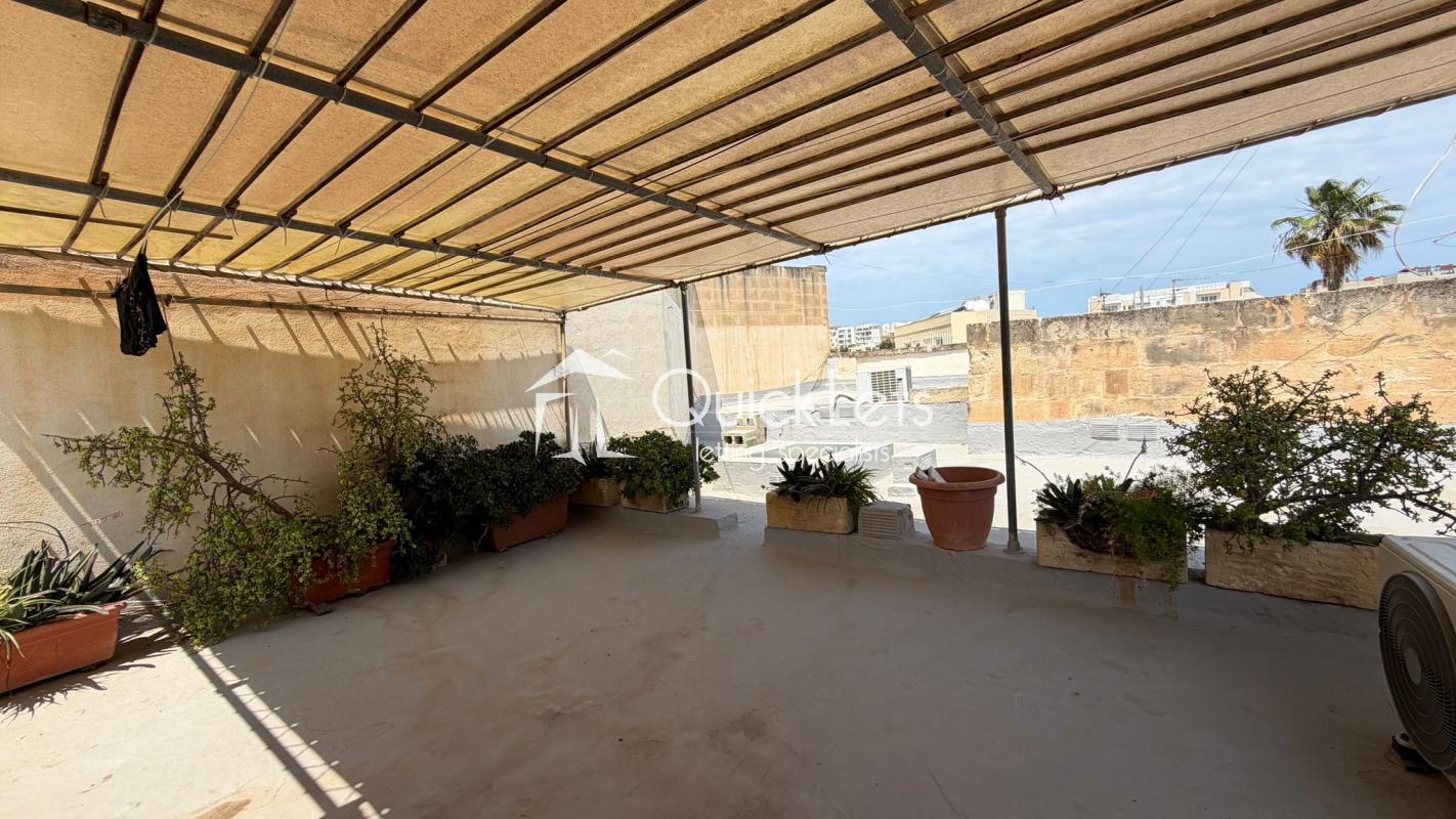 Townhouses in Sliema - REF 90113 - Image 1